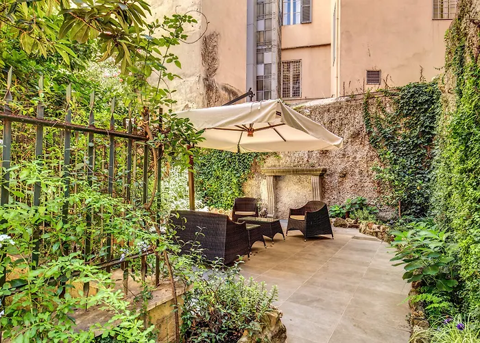 Otel Trevi Collection - Gruppo Trevi 4*